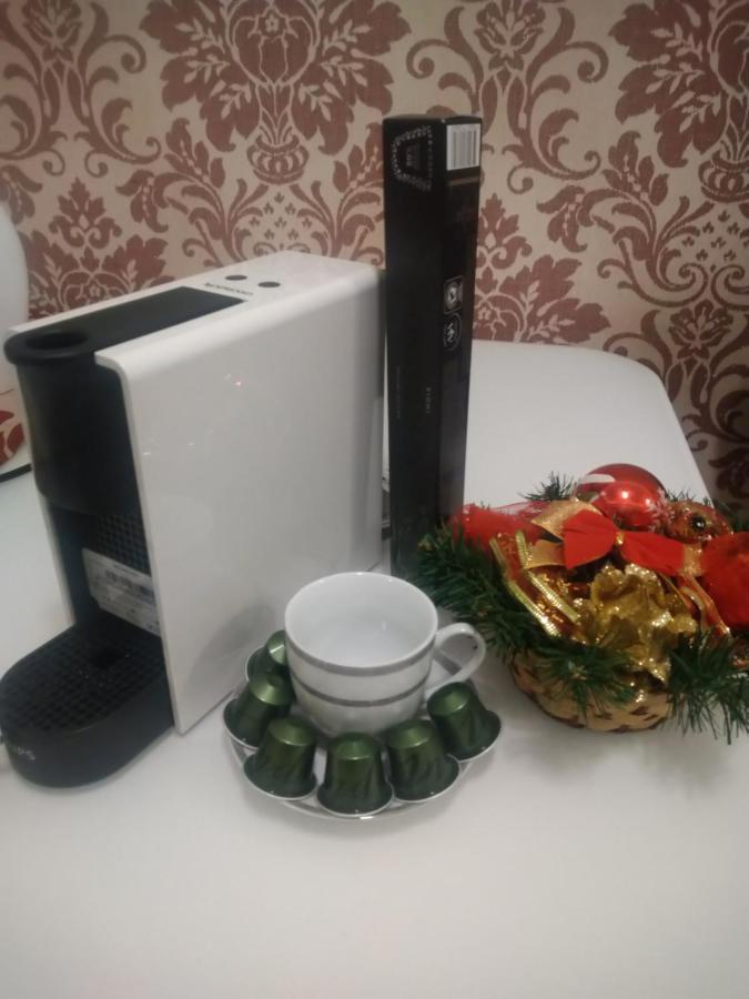 Carla'S Apartment, Airport & Train Station Shuttle Яш Екстериор снимка