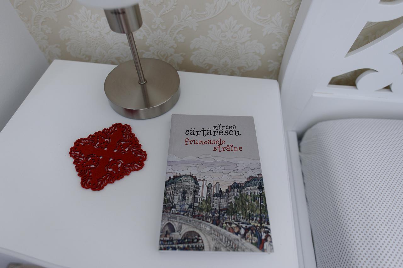 Carla'S Apartment, Airport & Train Station Shuttle Яш Екстериор снимка